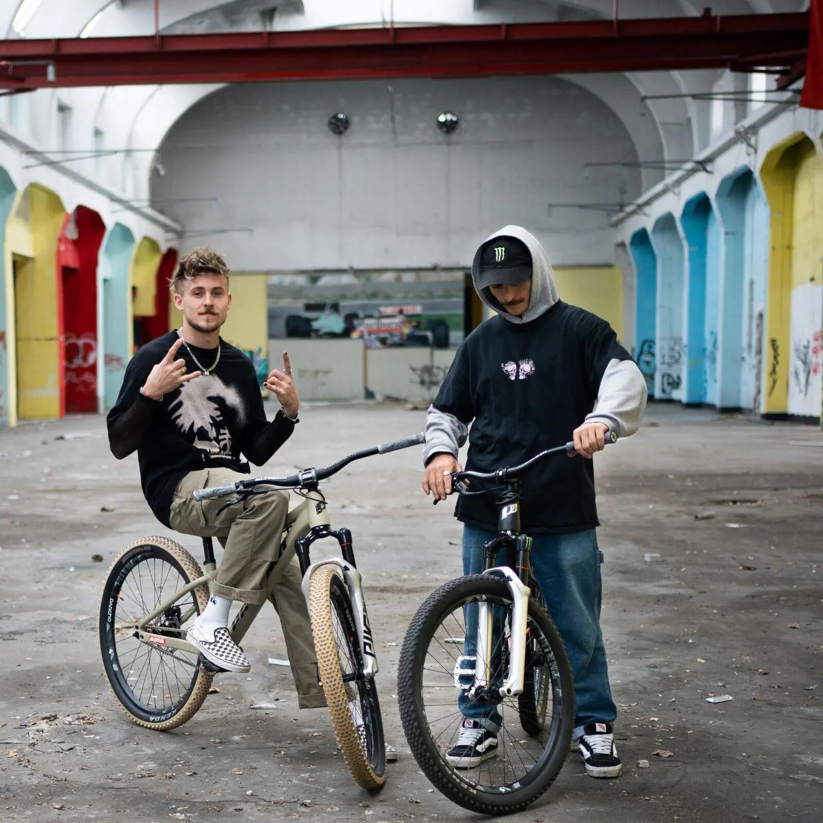 Poignées Sixpack Racing Ruso signature 5/6