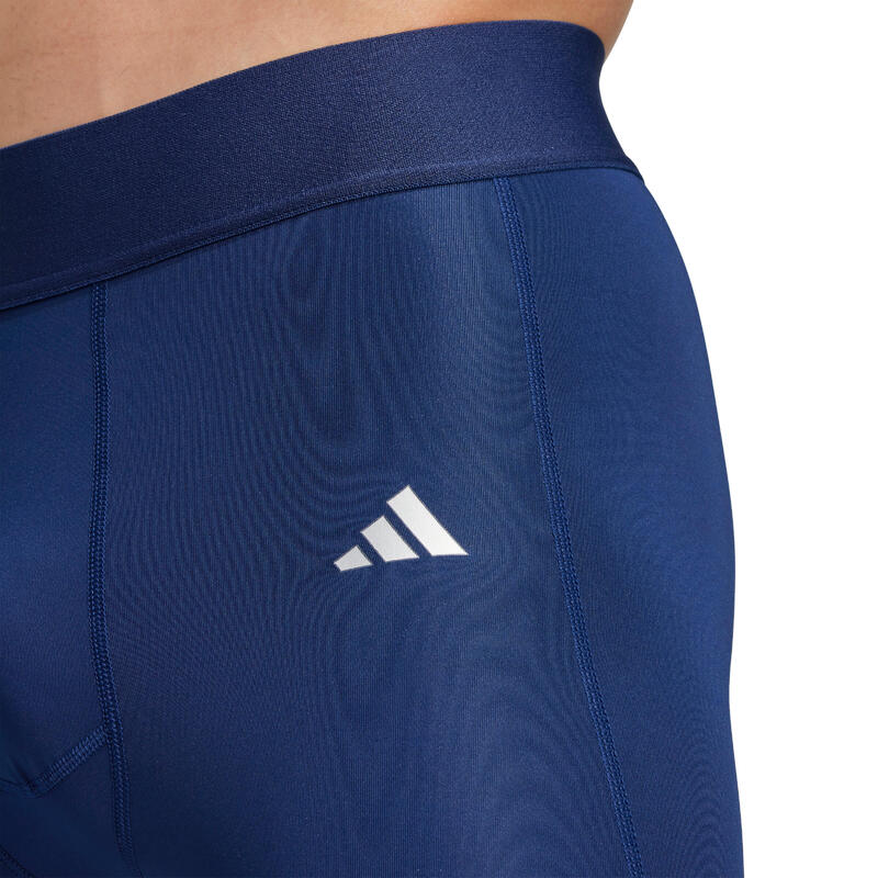 Rövid adidas Techfit