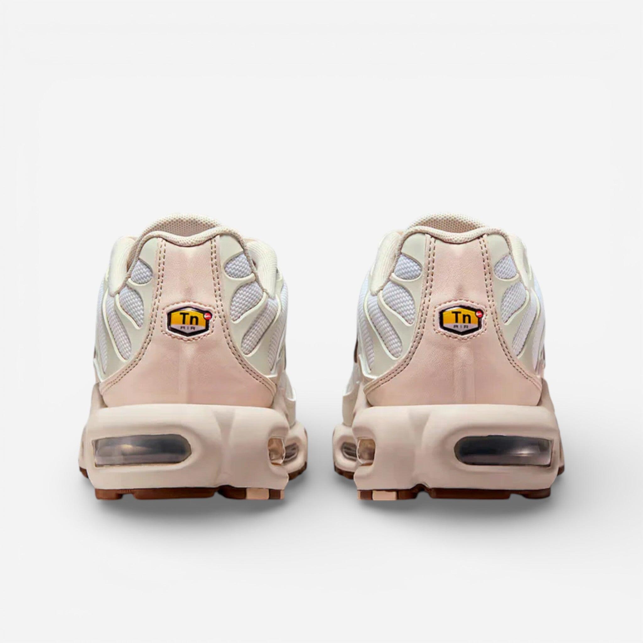 Nike Air Max Plus SE Light Orewood Brown (Women's) 3/3