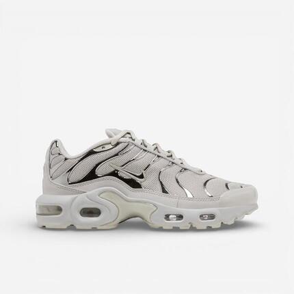 Nike Air Max Plus Light Iron Ore Gym Red Smoke Grey Metallic Silver (GS)
