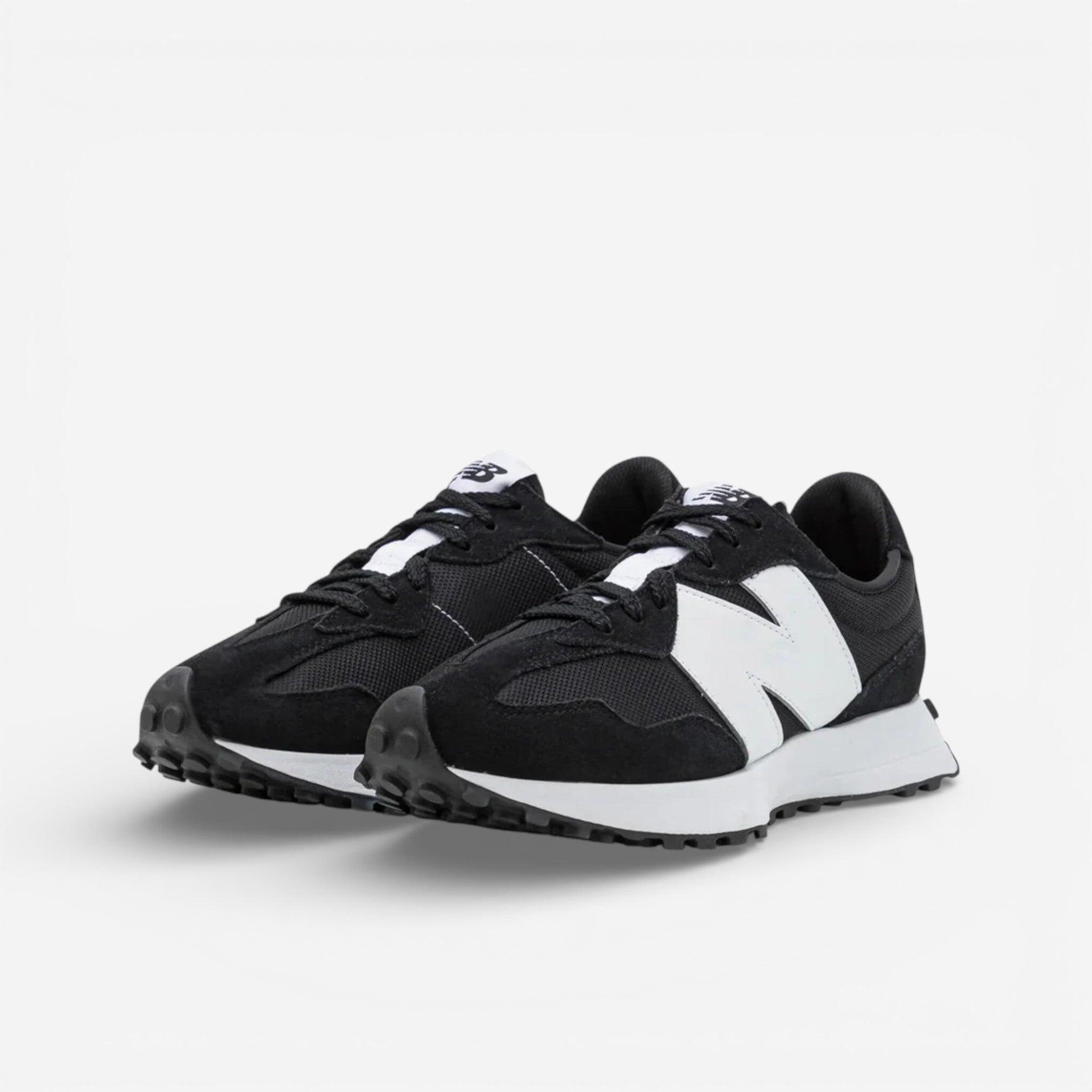 Wmns New Balance 327 'Black White' 3/4