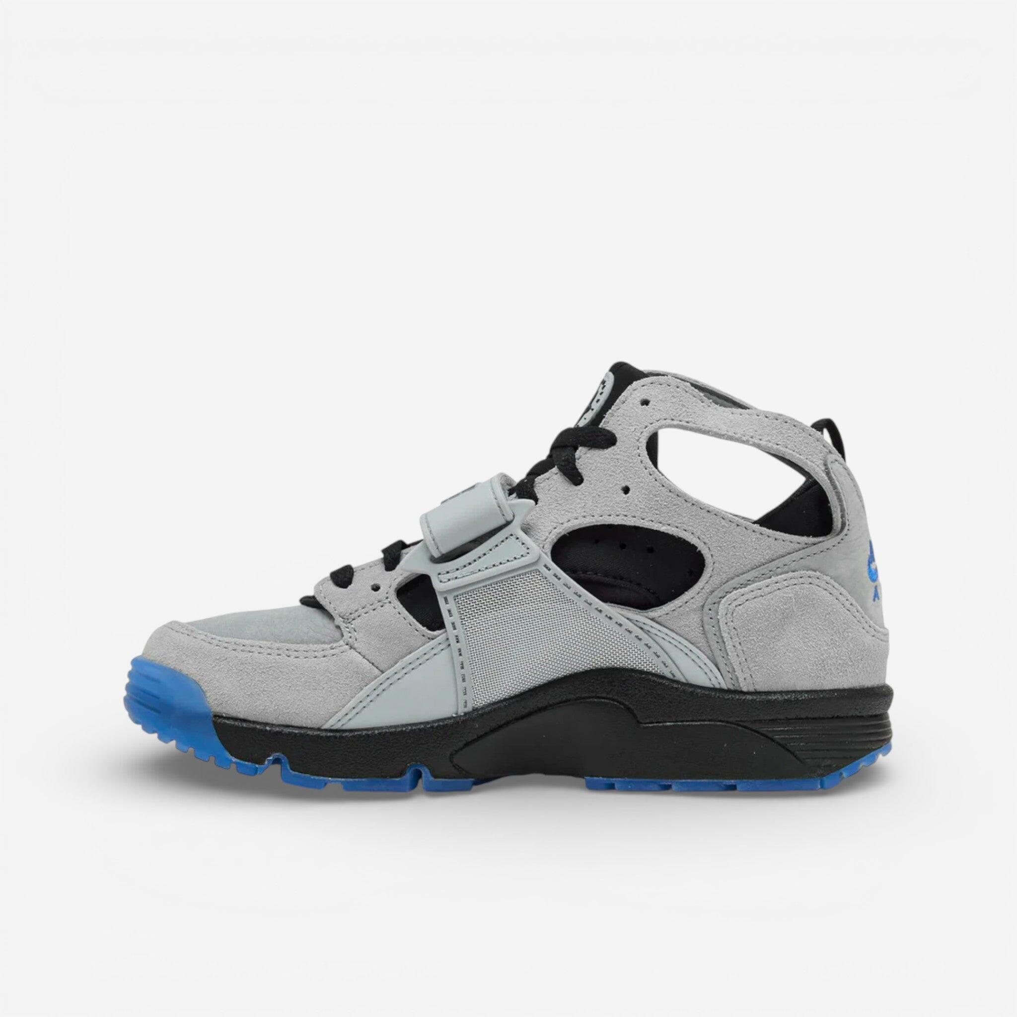 huarache gray