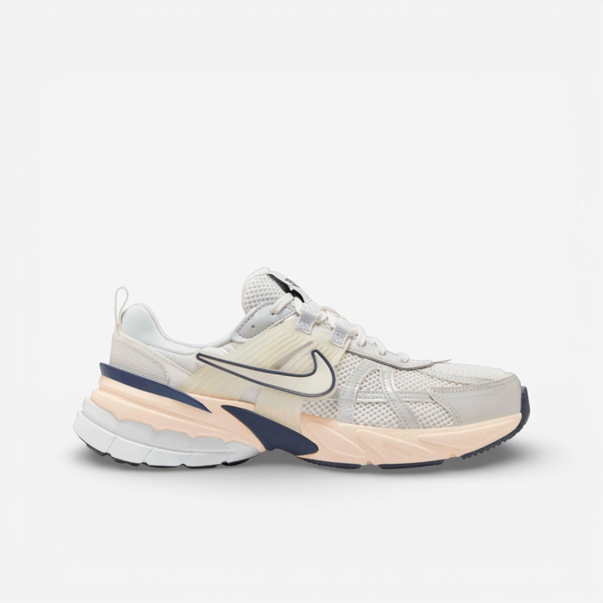 NIKE picture