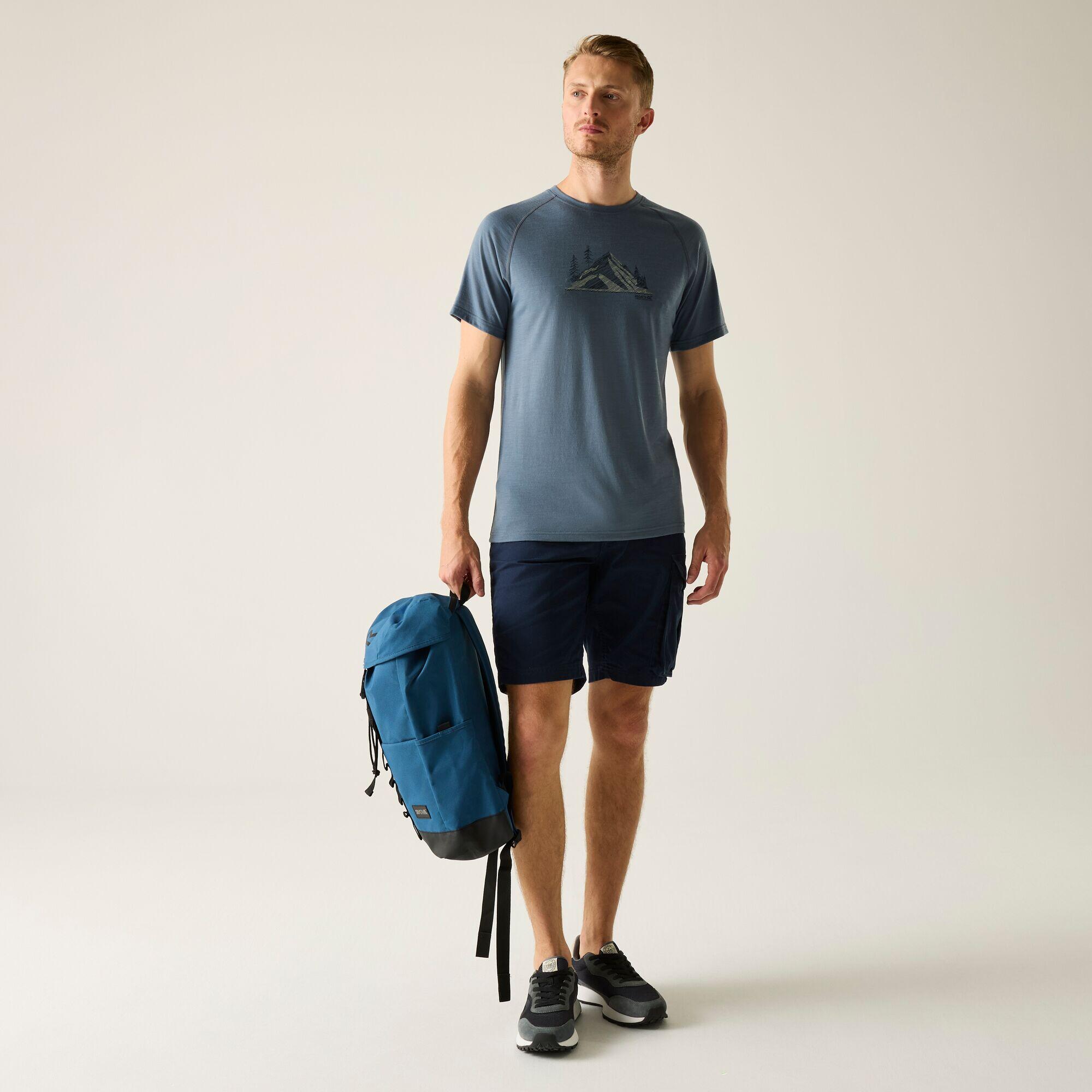 T-shirt graphique à manches courtes Escade pour homme 3/5