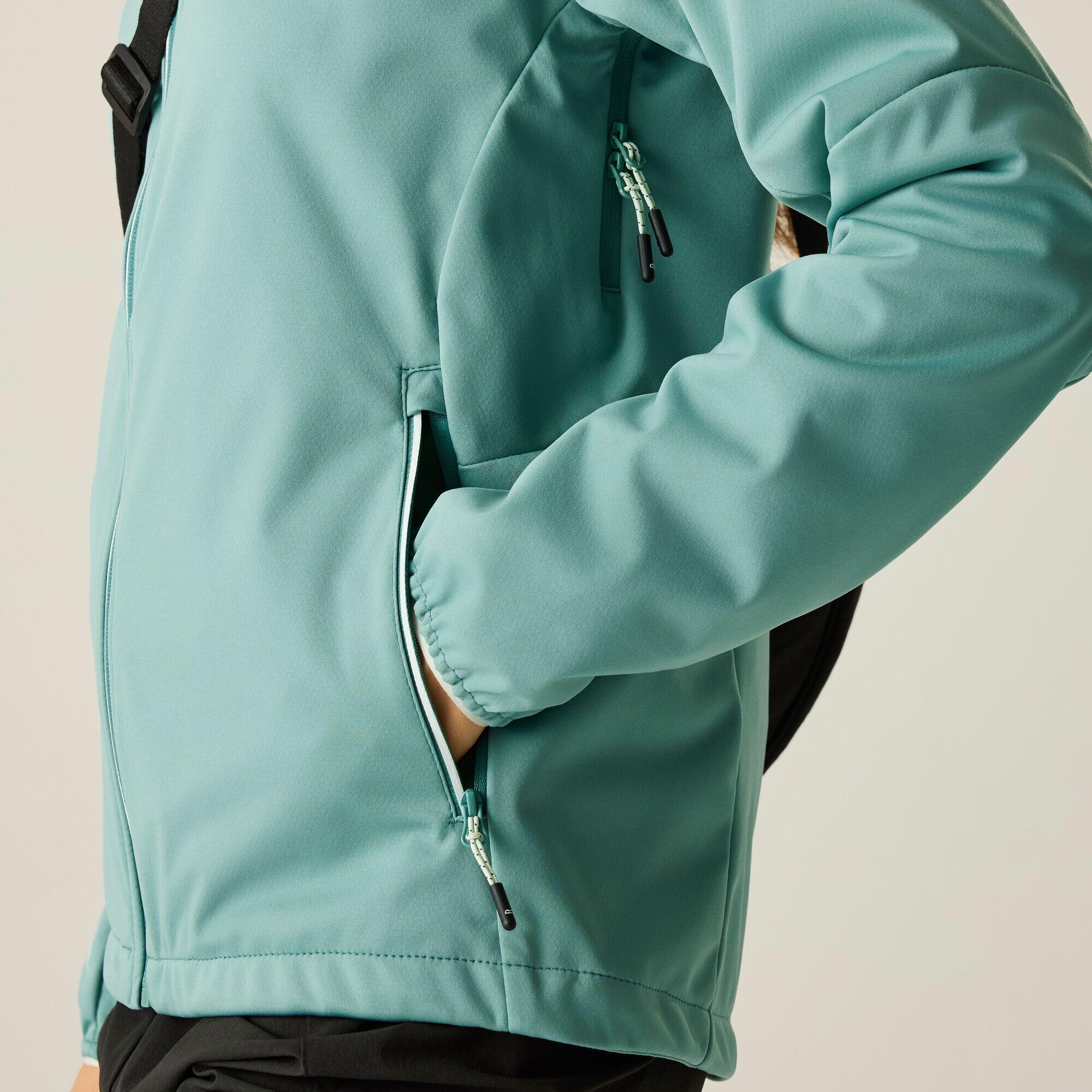 Bourda Damen-Softshelljacke mit Kapuze, winddicht und widerstandsfähig 4/5