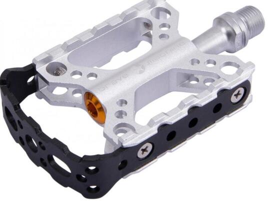 Brave Classics Plattformpedal Machine CNC schwarz/silber