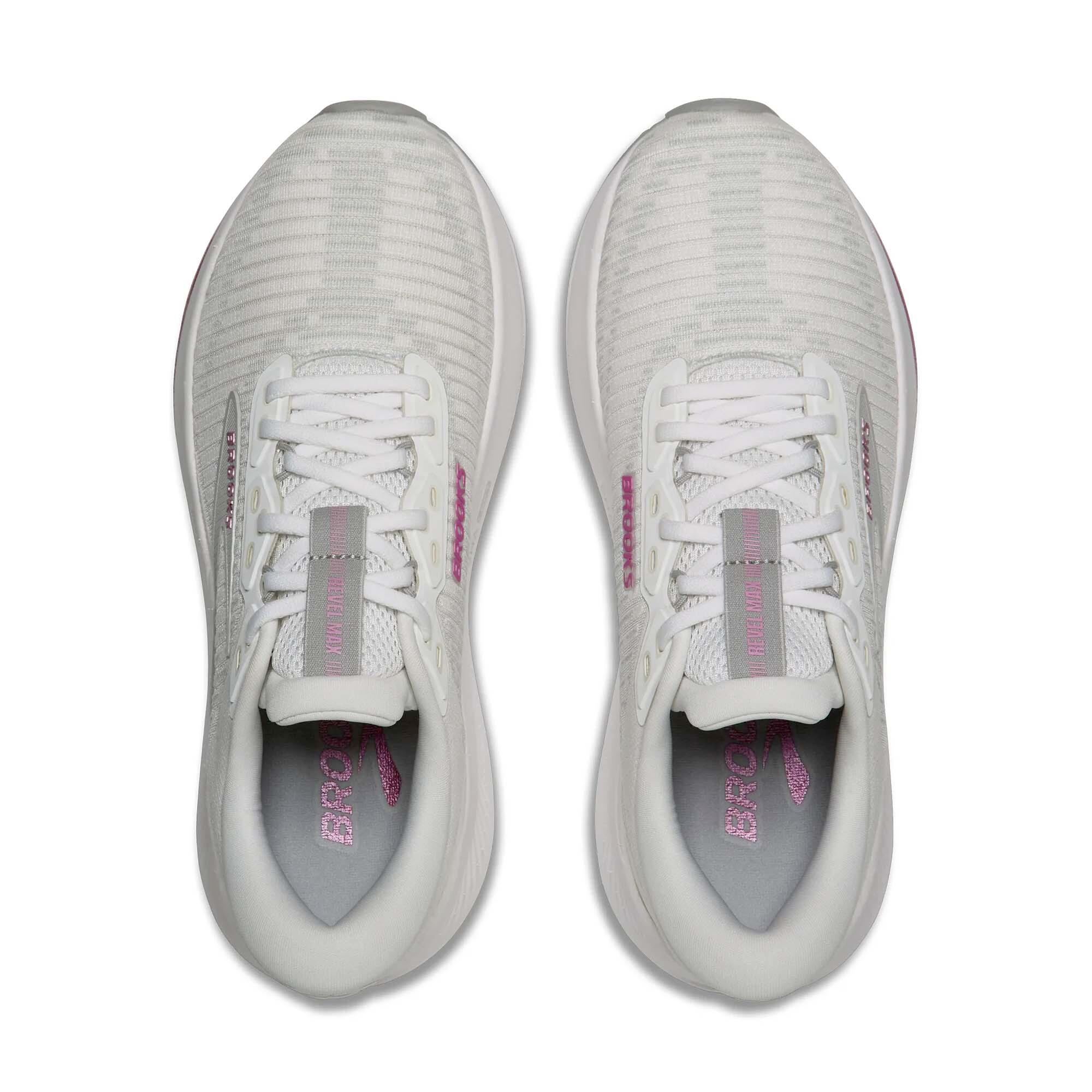 Brooks Hardloopschoenen Revel Max Vrouwen 4/5