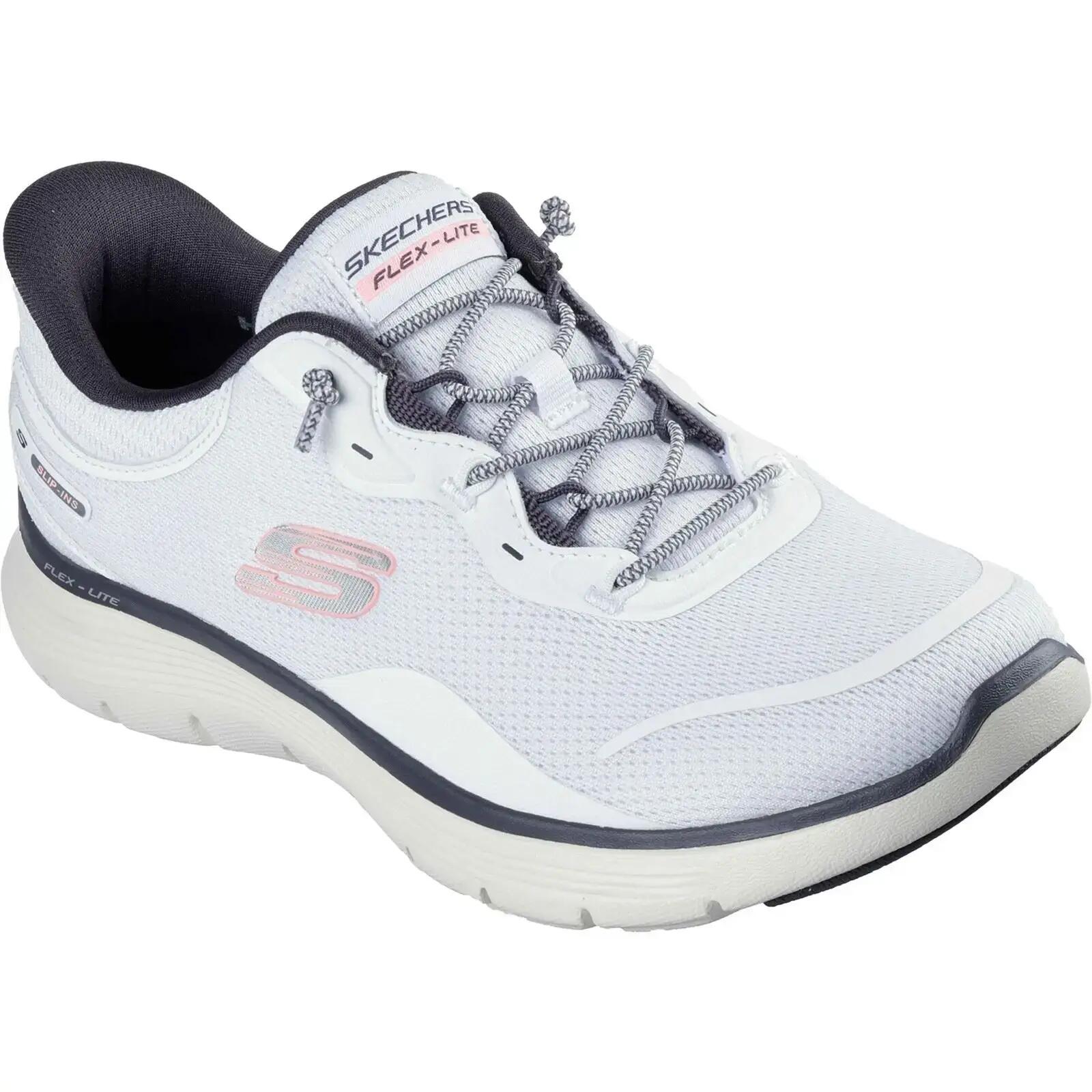 SKECHERS picture