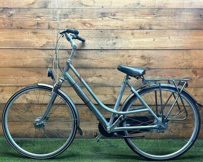 Giant brisbane 7v 28inch 50cm - free delivery