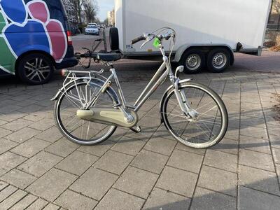 Grey/metal gazelle chamonix