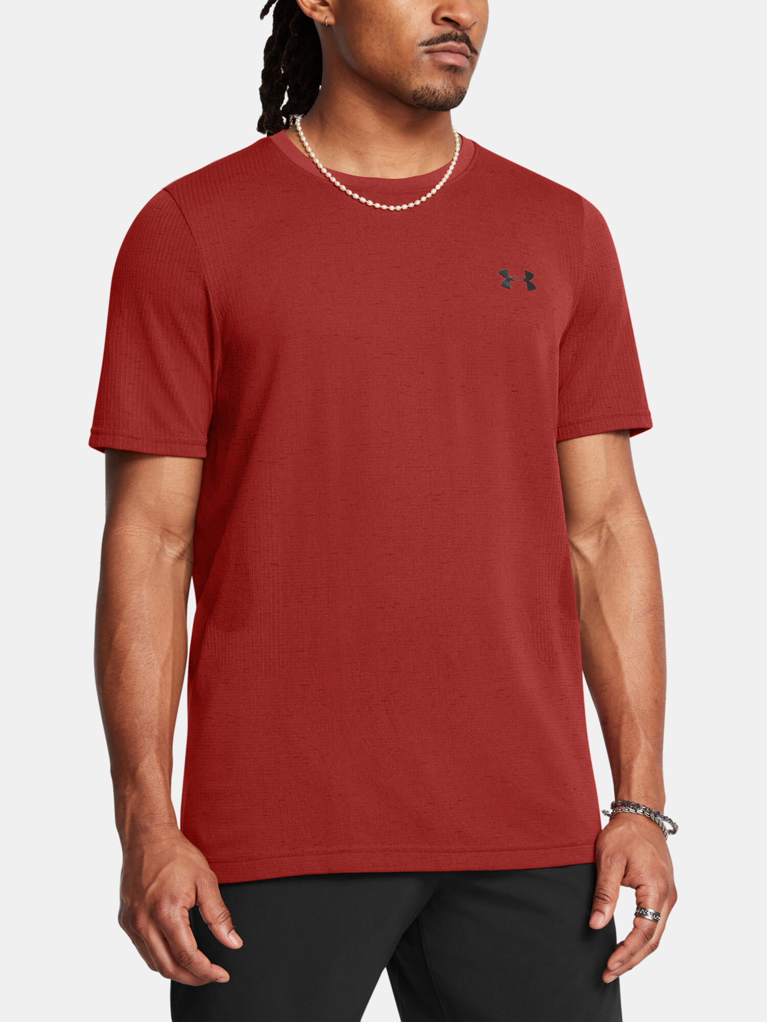 UNDER ARMOUR picture