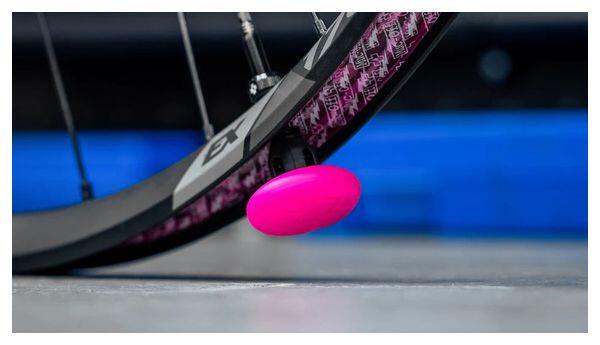 Muc-Off Tubeless Tracker Bracket Rosa con Válvulas de 44mm Negro 7/7