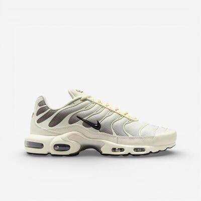 Nike tn air max plus light orewood brown