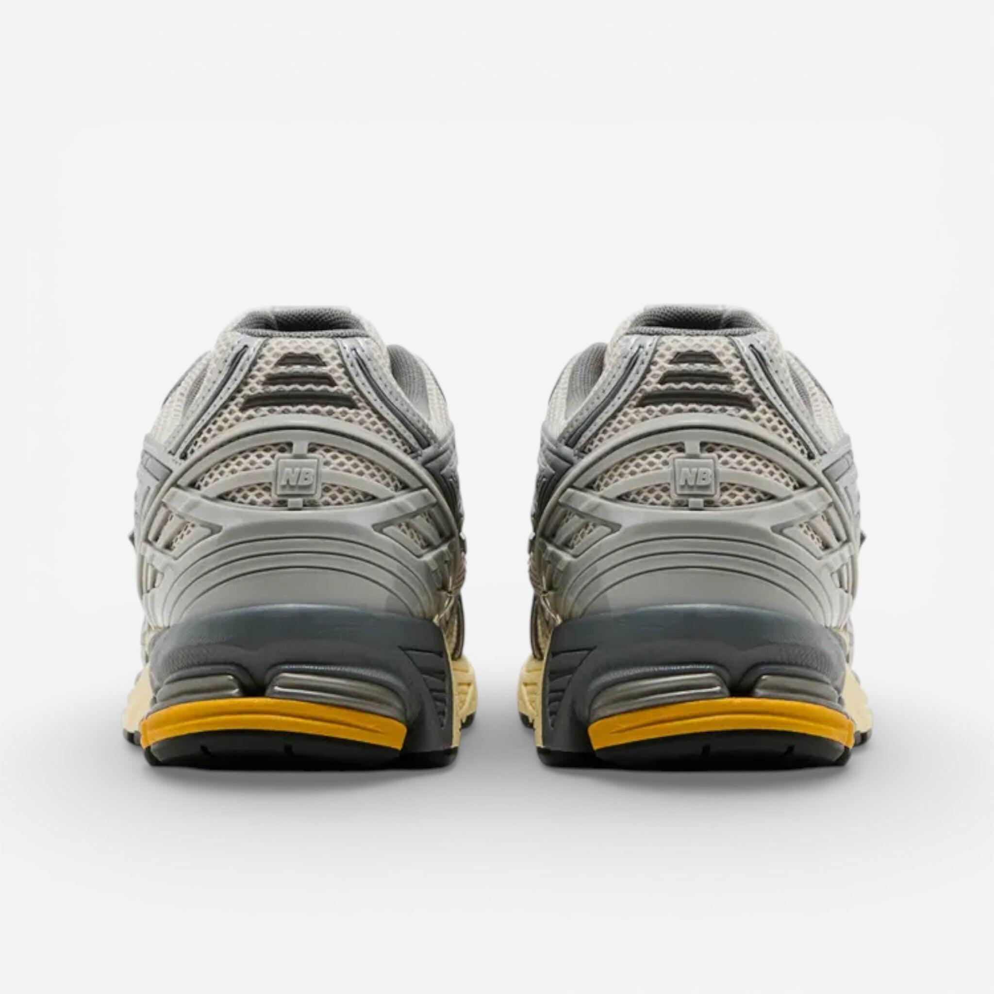 New Balance 1906 Moonbeam Raincloud 3/3