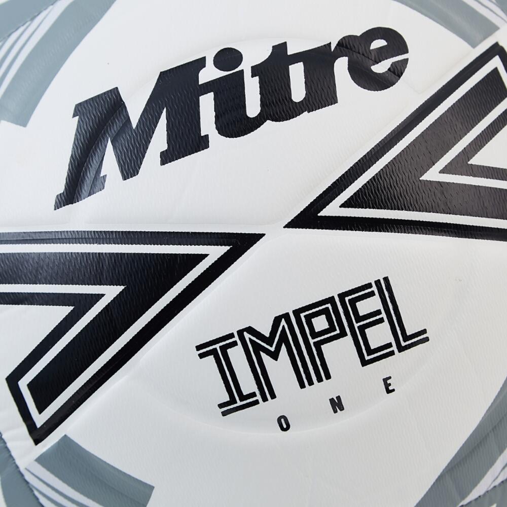 Ball Mitre Impel One 4/6