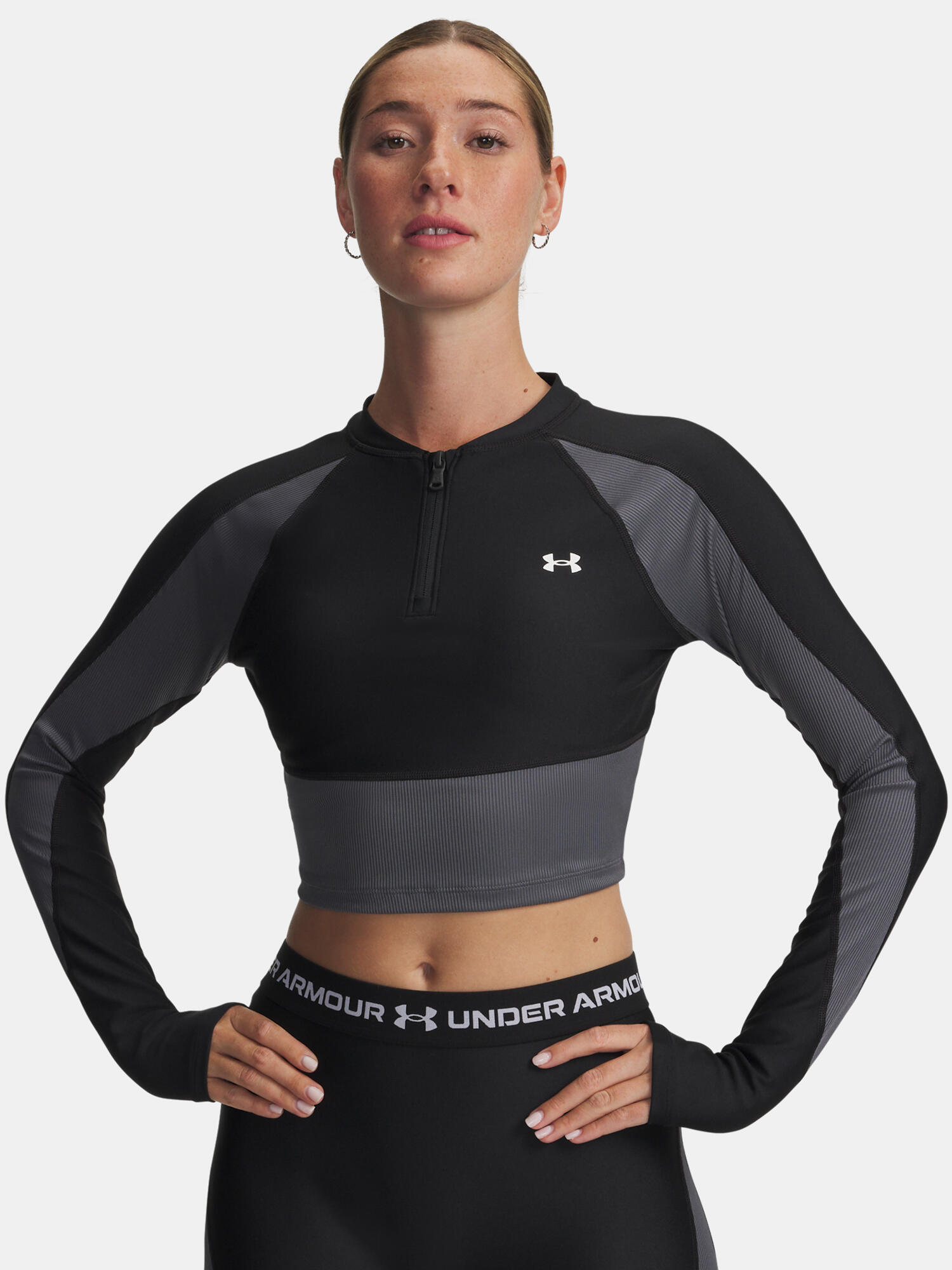 UNDER ARMOUR picture