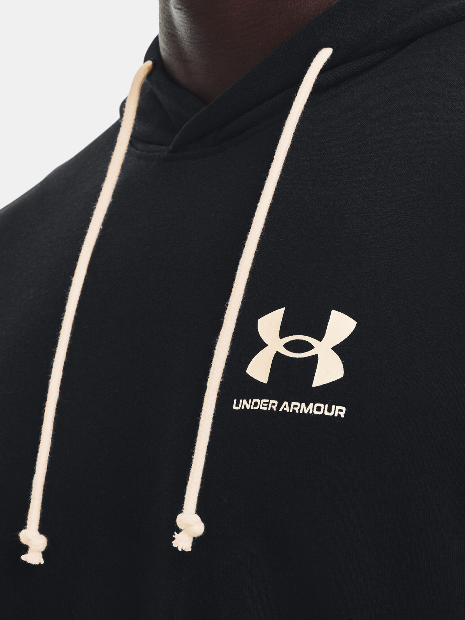 Sweat à capuche Under armour modèle 1370401-001 pour homme 5/6