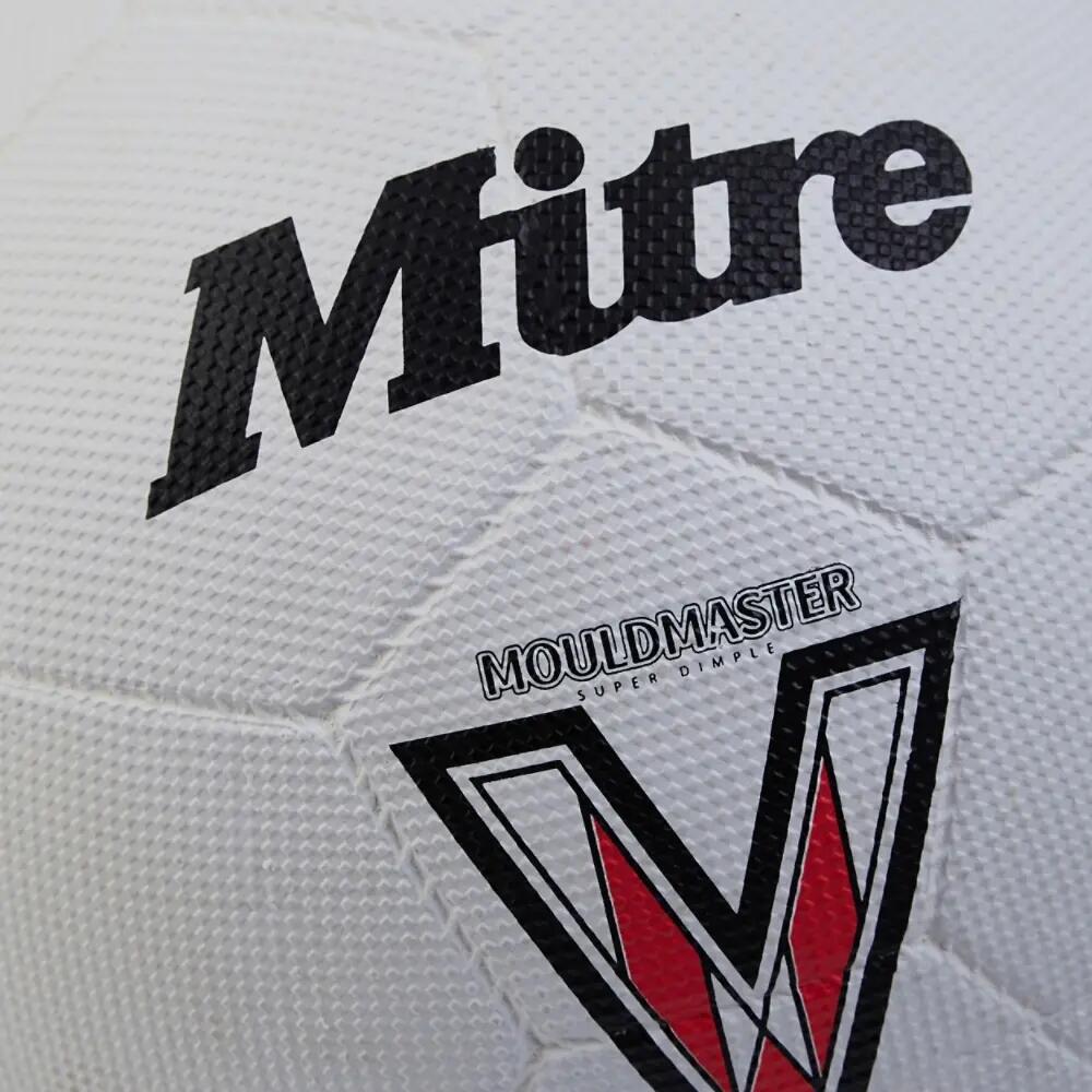 Ballon de football Super Dimple 4/6