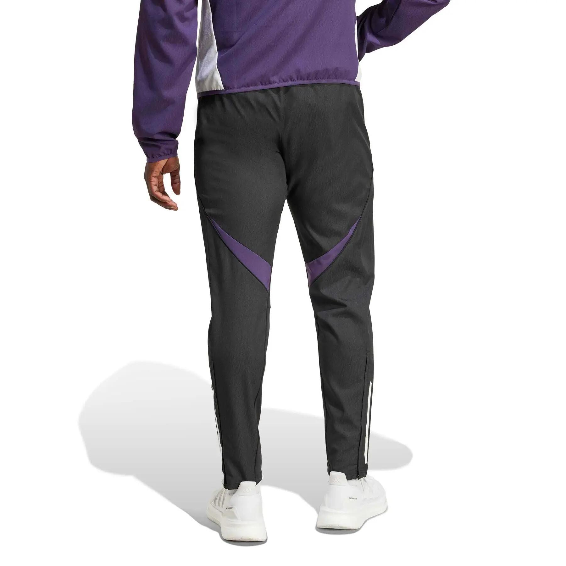 Manchester United Prematch Tracksuit Trousers 2025/26 5/7