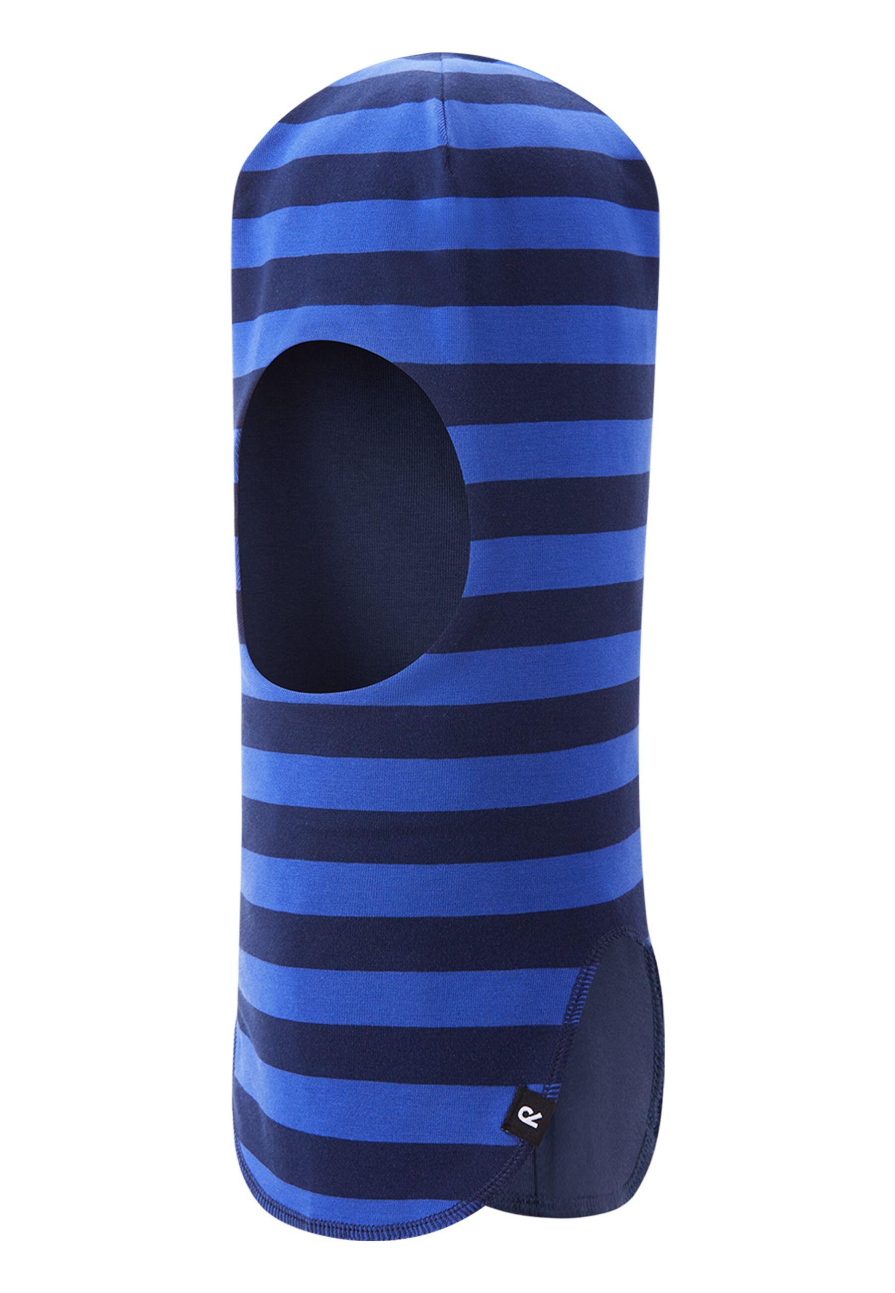 bleu marine.