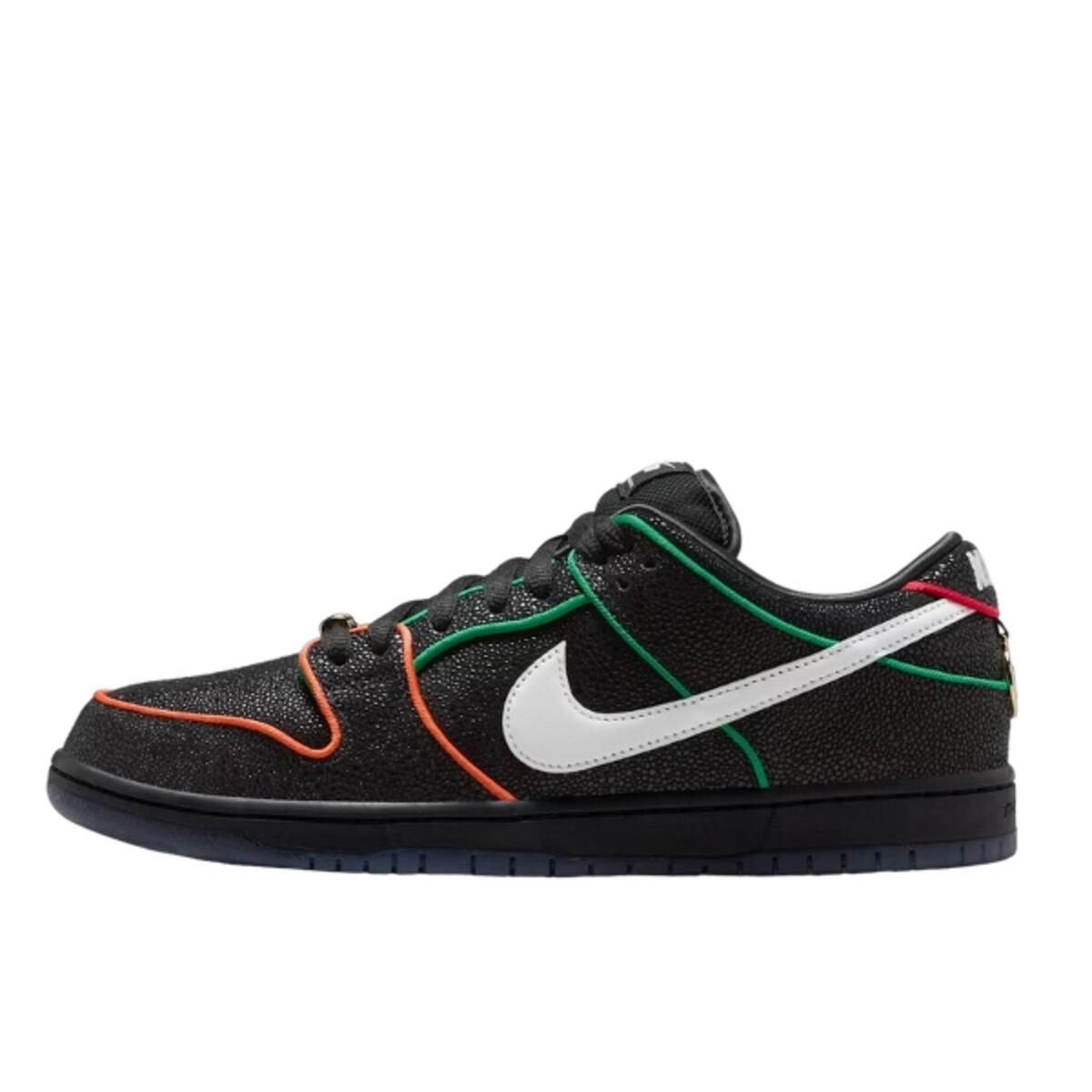 NIKE picture