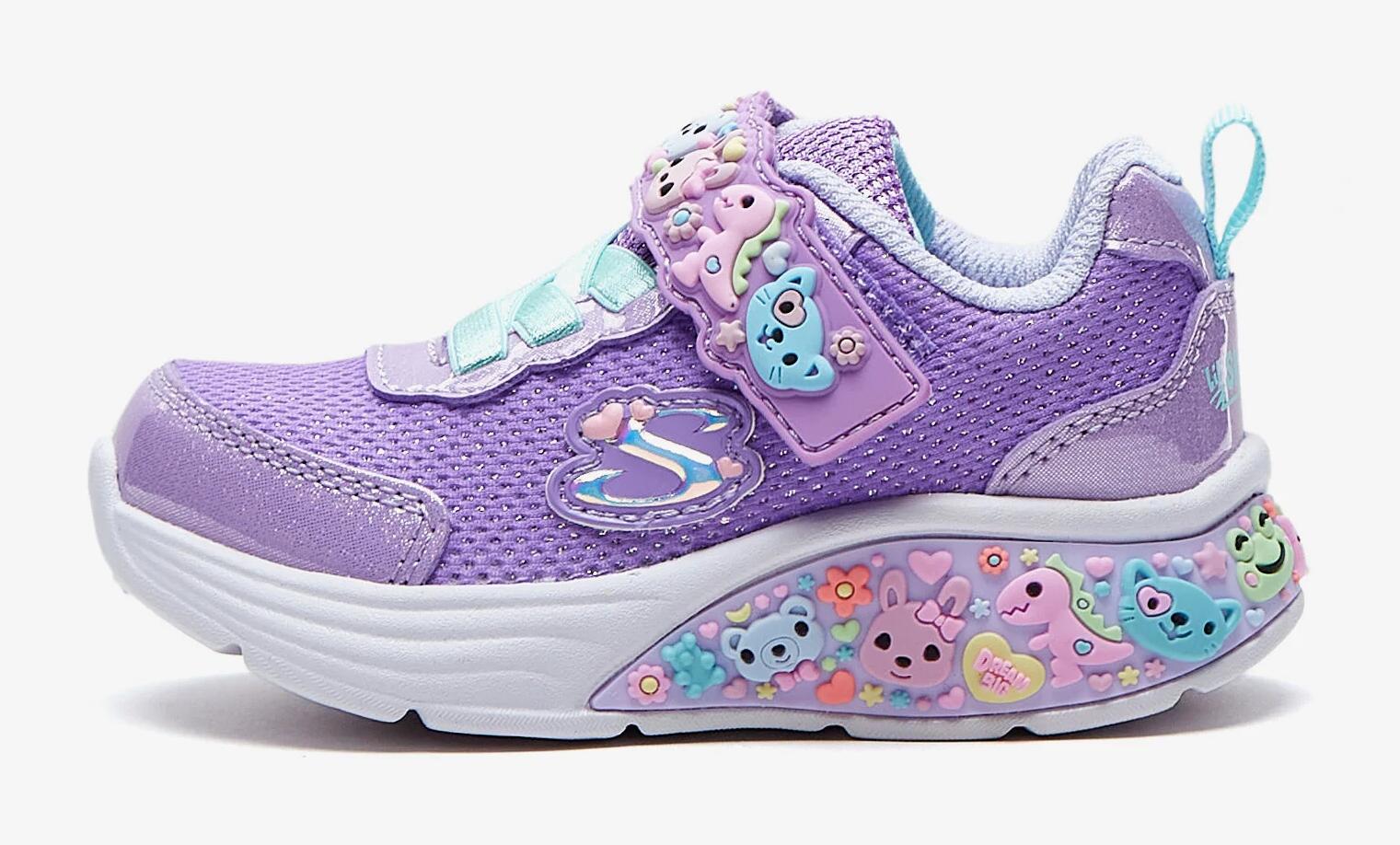 SKECHERS picture