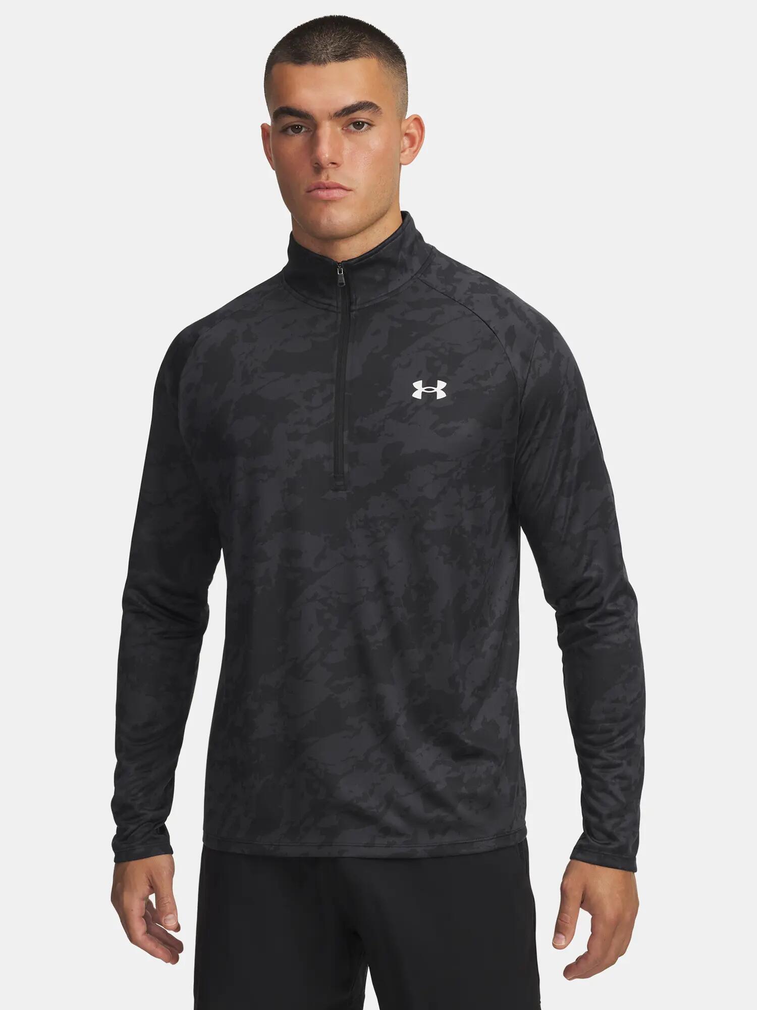 UNDER ARMOUR picture