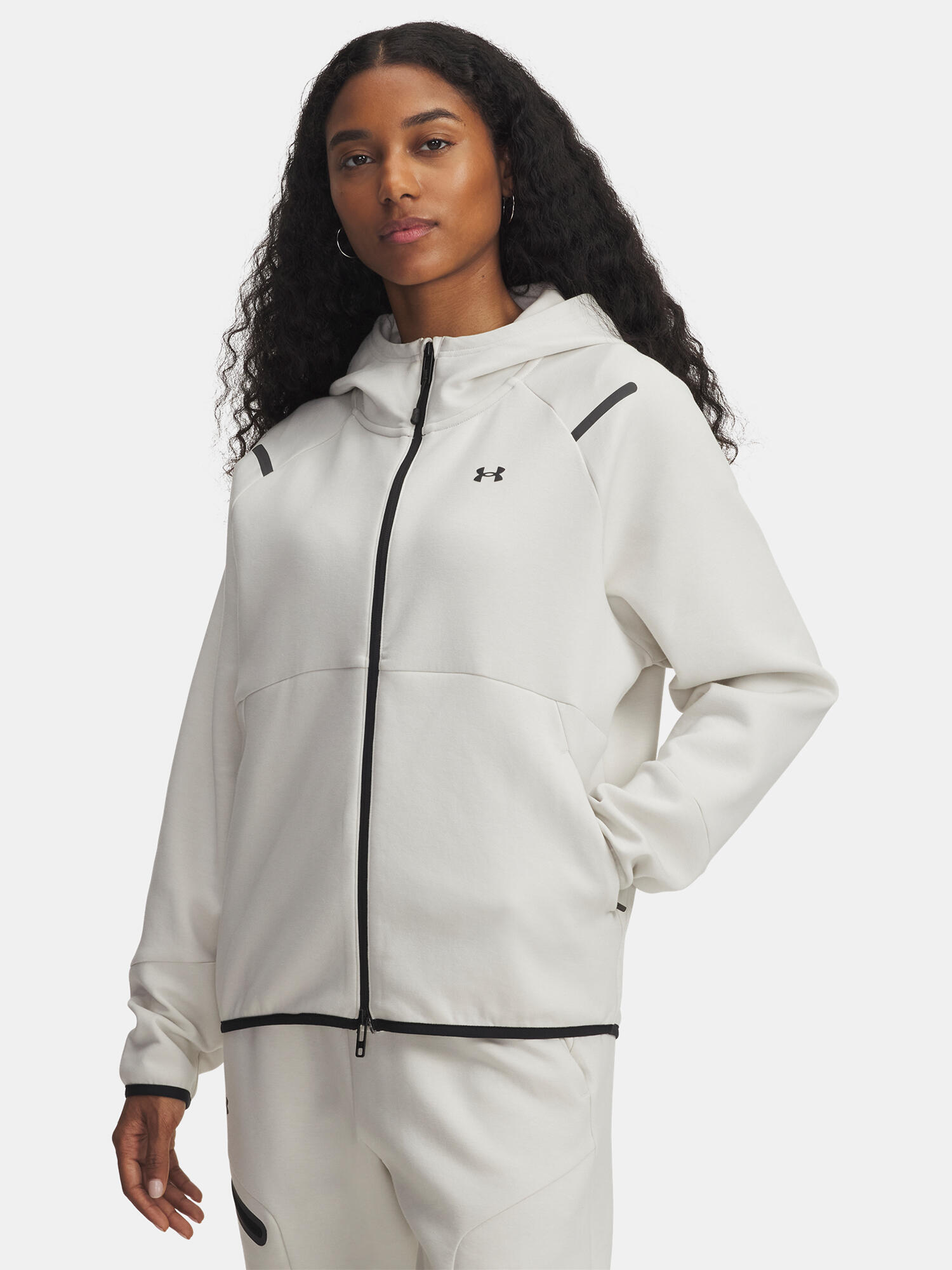 UNDER ARMOUR picture