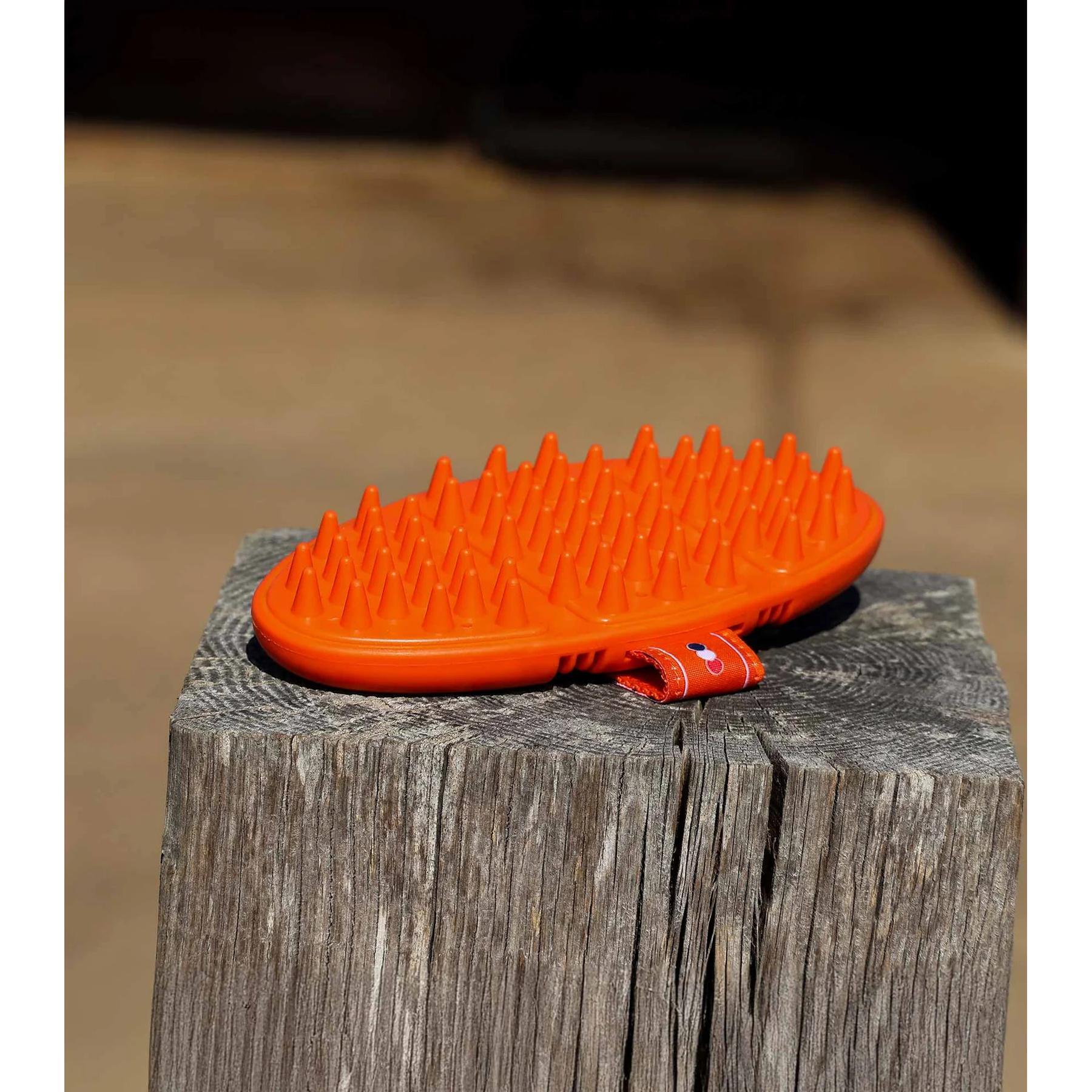 Soft massage curry comb for horse Premier Equine 3/4