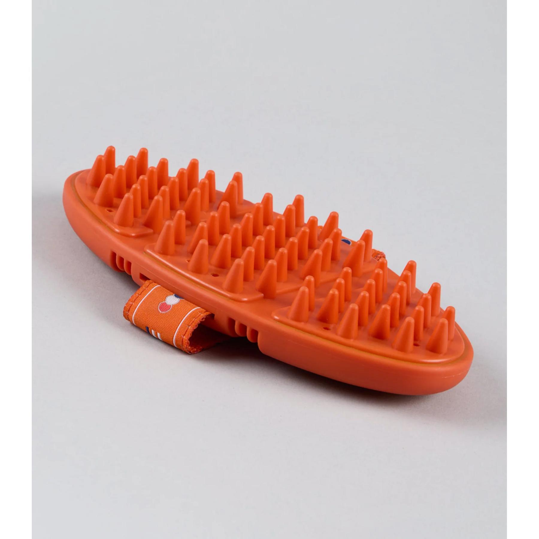 Soft massage curry comb for horse Premier Equine 2/4