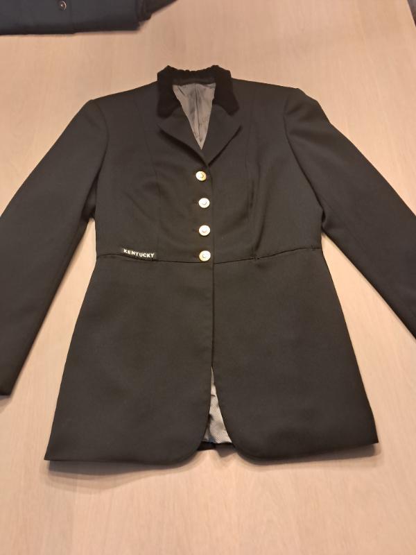 KENTUCKY HORSEWEAR picture
