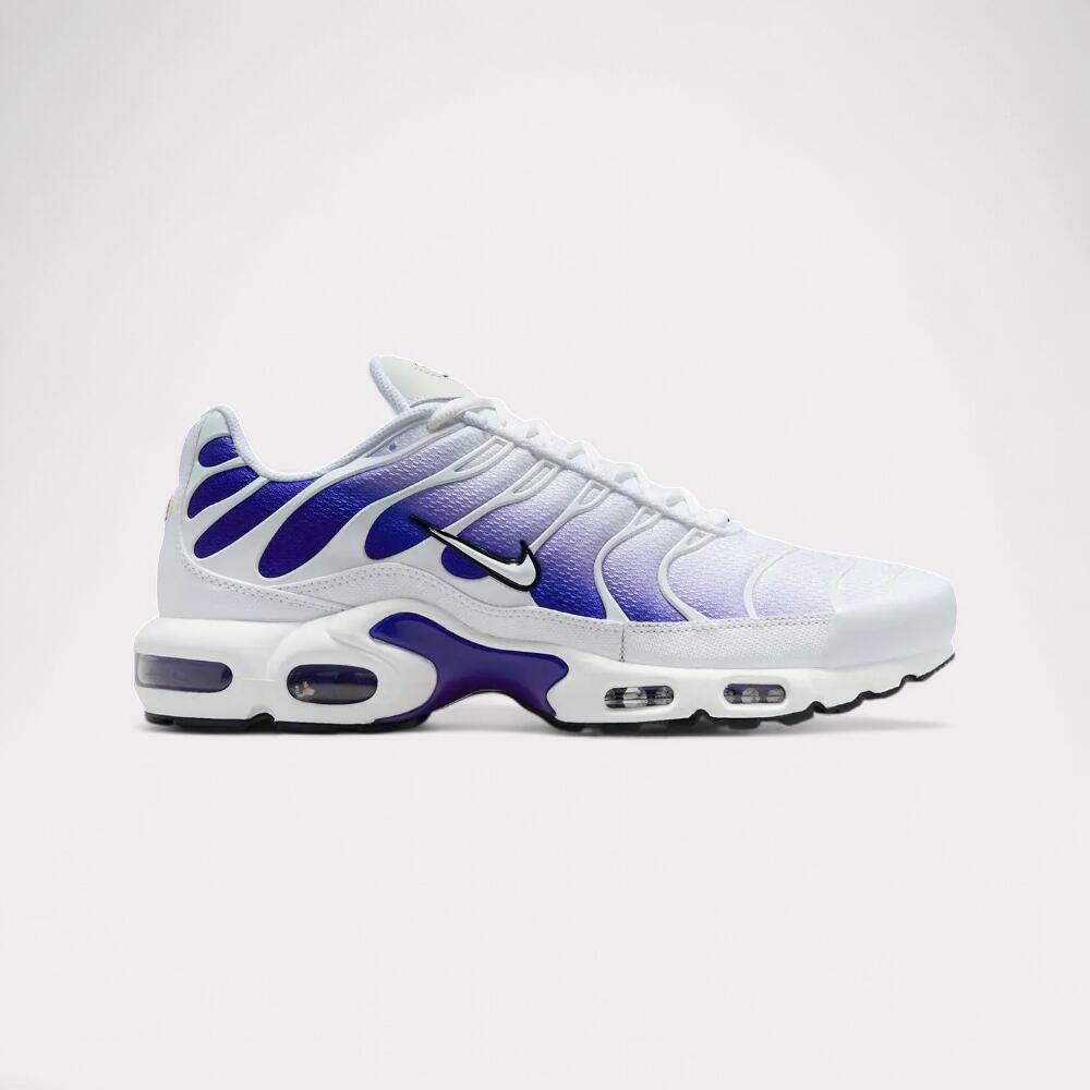 NIKE picture