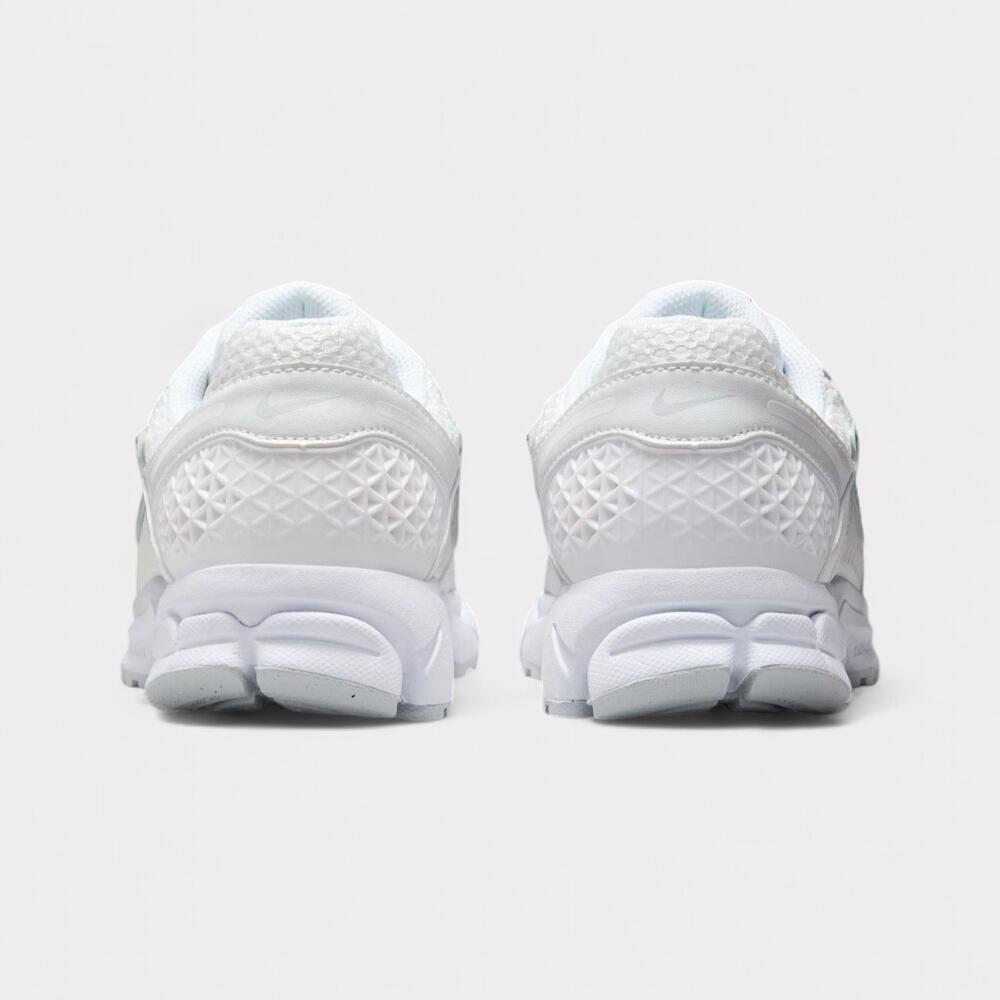 Nike Zoom Vomero 5 Chrome Toe (W) 4/7