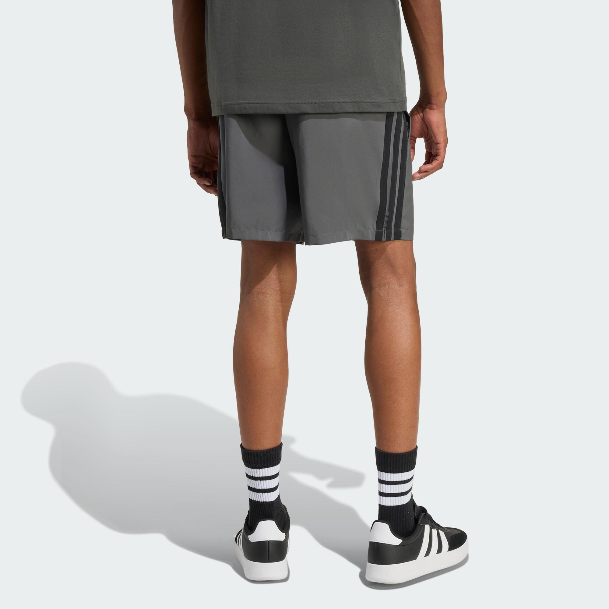 Short Essentials 3-Stripes Chelsea 3/5