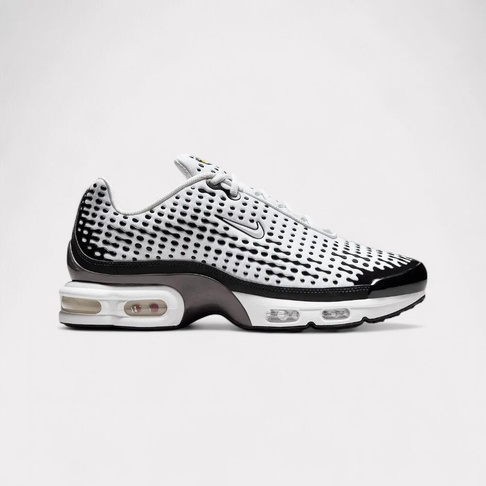 NIKE picture