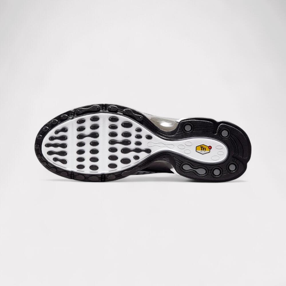 Nike Air Max Plus VII - White Black 6/7
