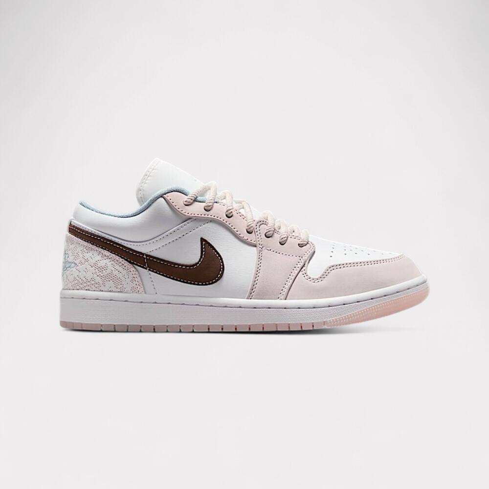 NIKE picture