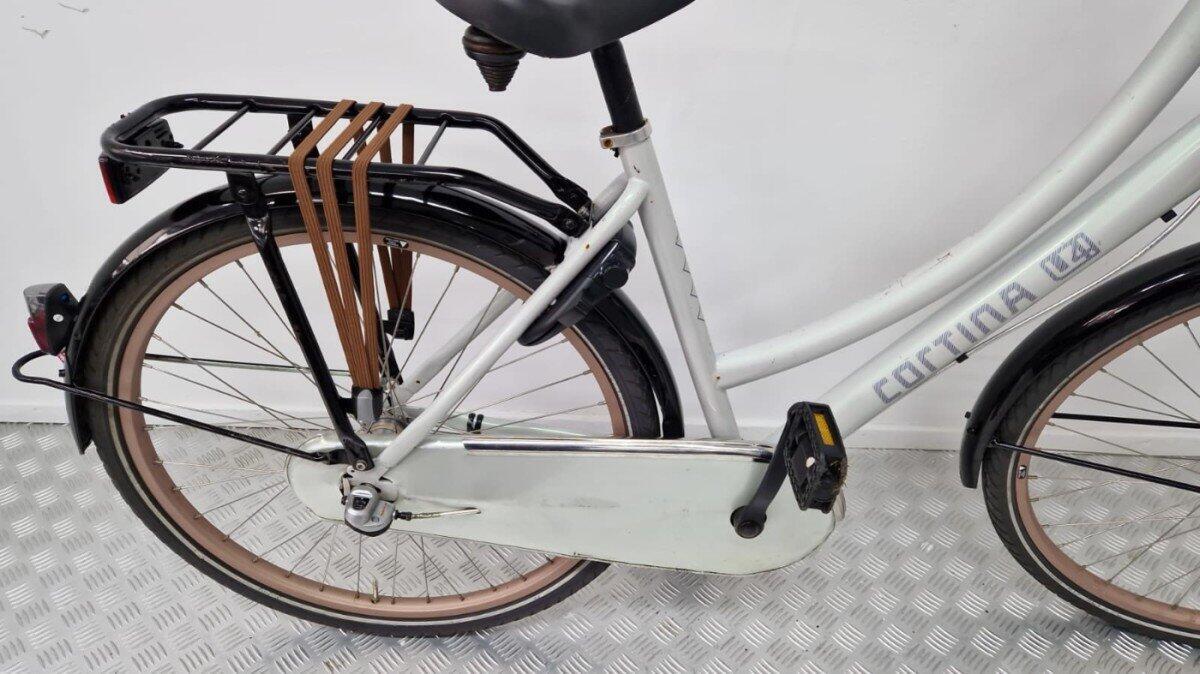 Cortina U4 tweedehands 26" damesfiets, 3 maanden garantie, wit 2/3