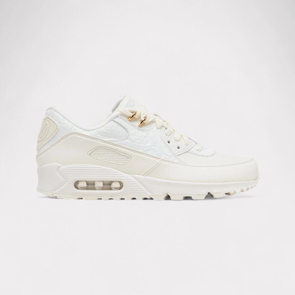 NIKE picture