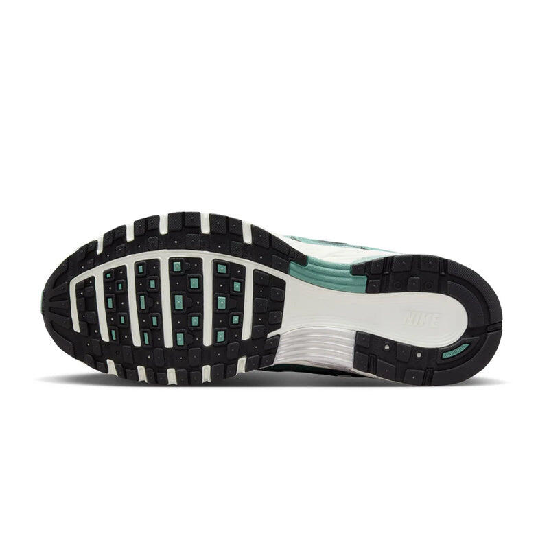 Basket Nike WMNS P-6000 Nike 5/6