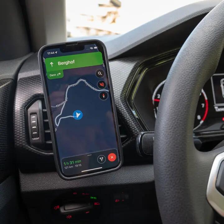 SP Connect autós okostelefon tartó szellőzőre mágneses + töltő 3/5