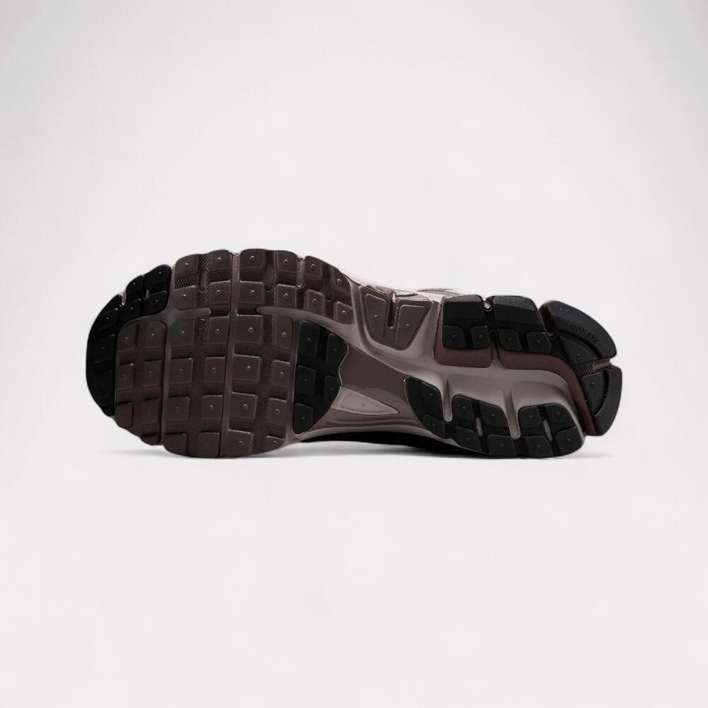 Nike Zoom Vomero 5 - Grey Cave Stone 6/7