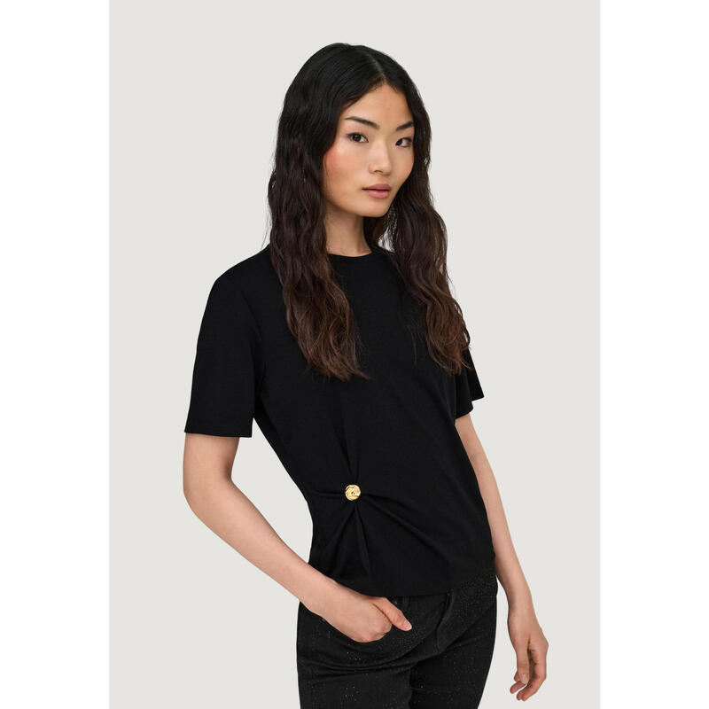 8a280a74-9432-4334-8687-08eb1dbc4c81_c1