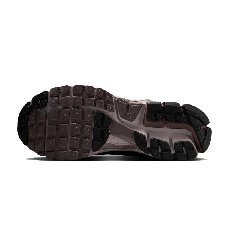Zapatillas Nike ZOOM VOMERO 5 Nike 5/7