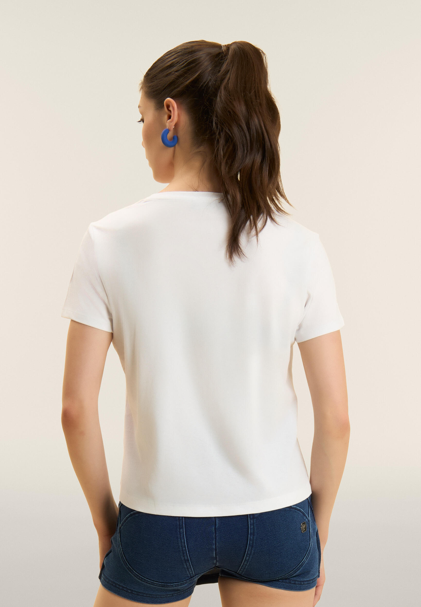 T-shirt con logo Freddy floreale 3/4