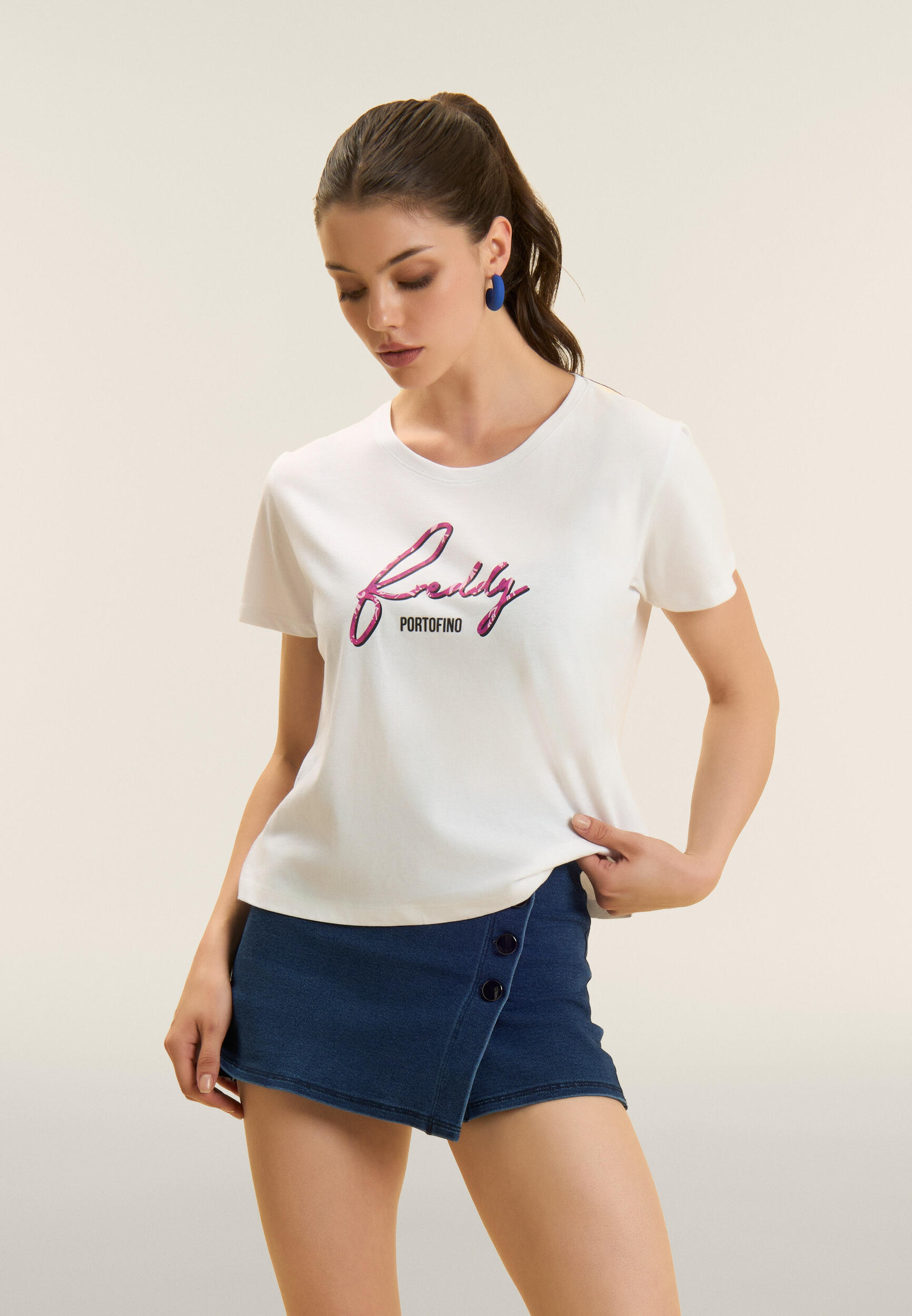 T-shirt con logo Freddy floreale 2/4