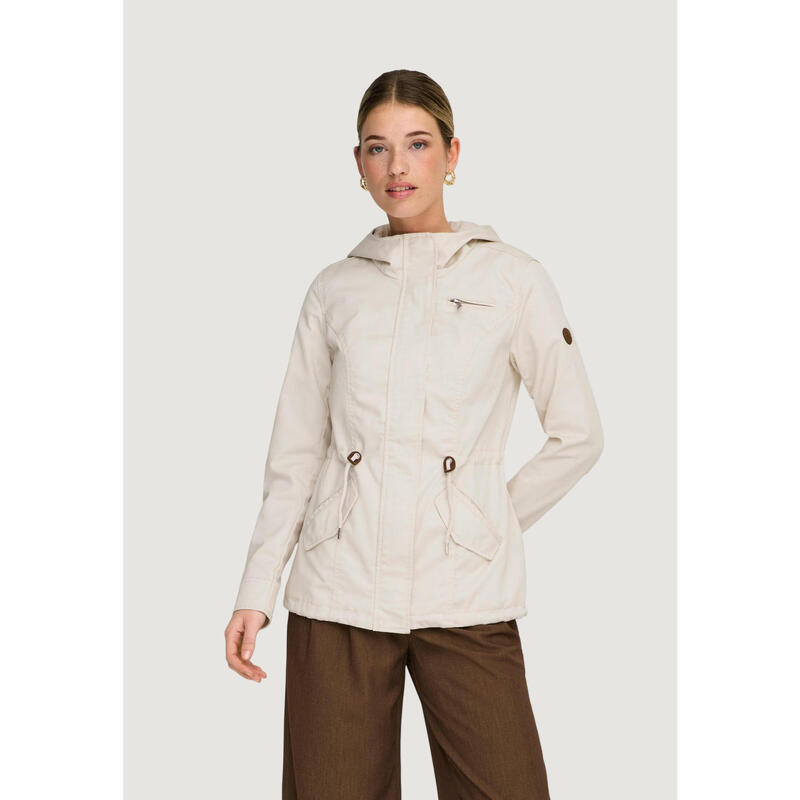 6dc8aa46-94aa-4481-8025-3383774de9b9_c30