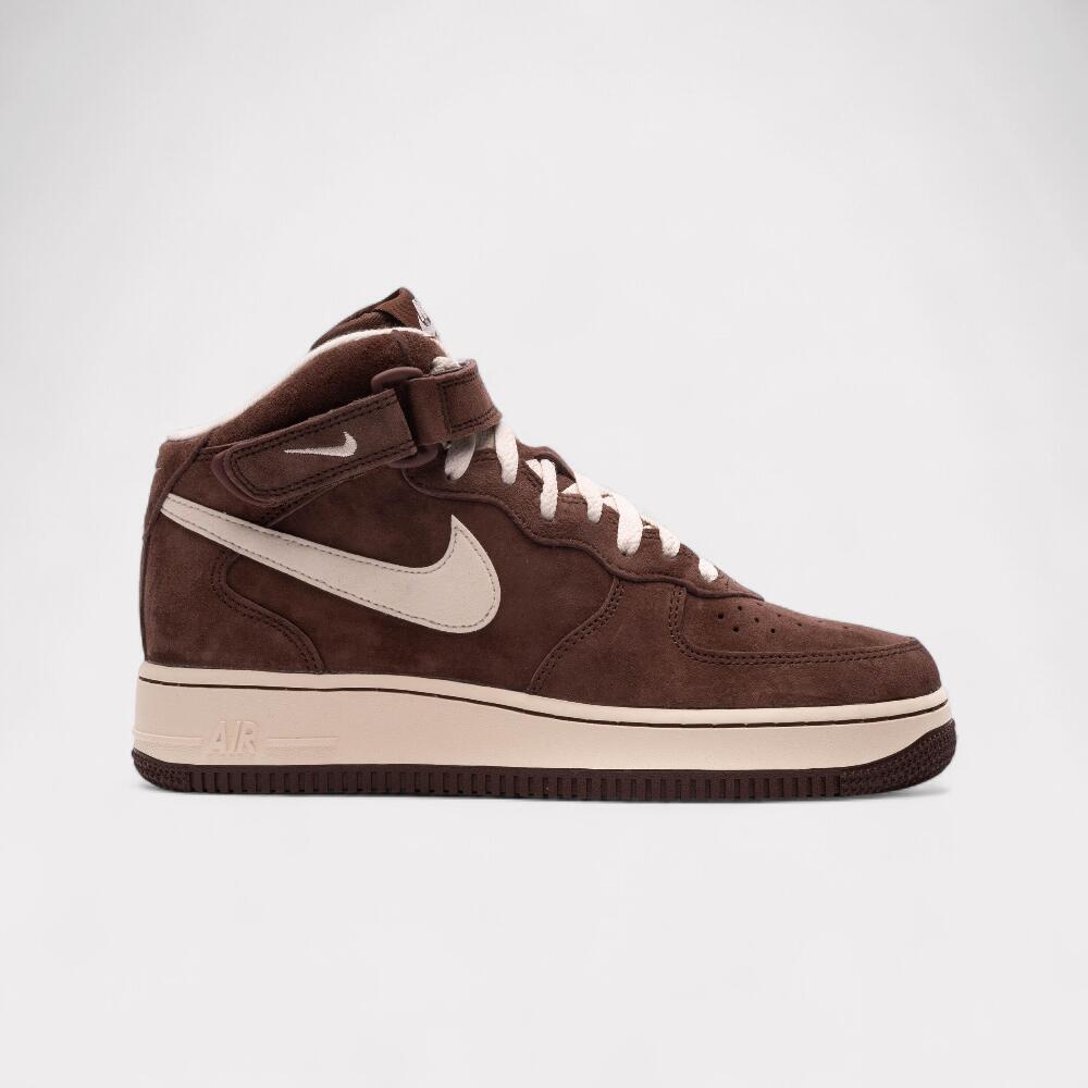 NIKE picture