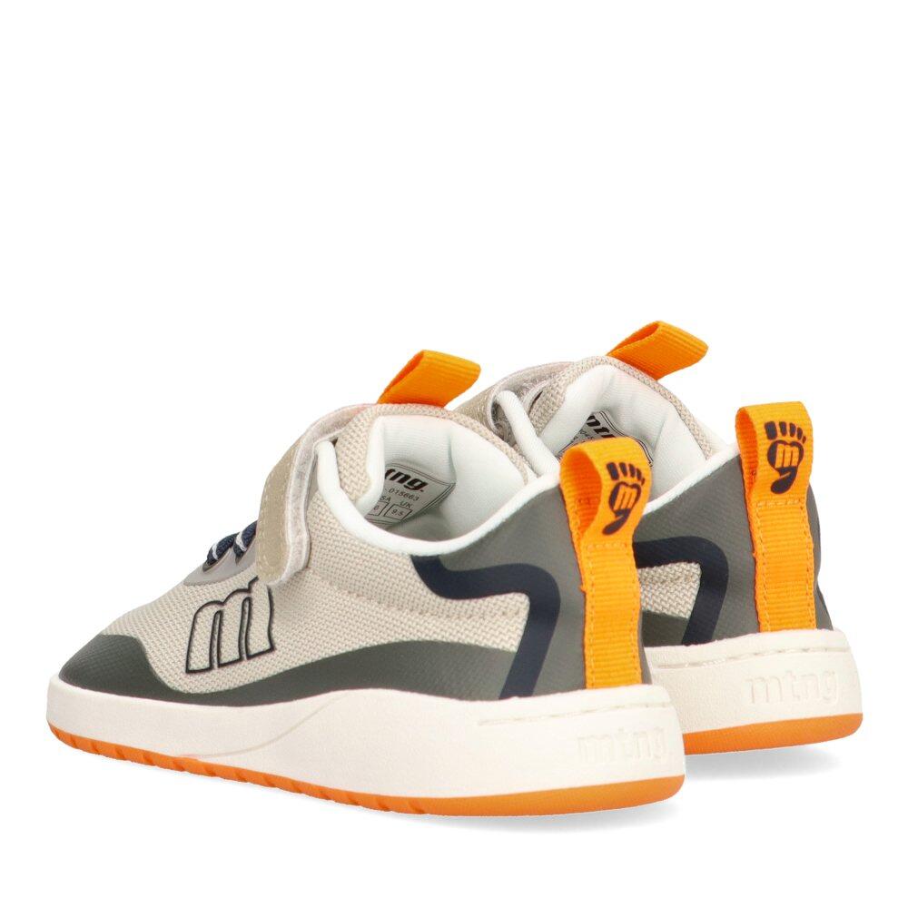 Schoen Mustang model 49045-C57292 voor unisex jongens 4/6