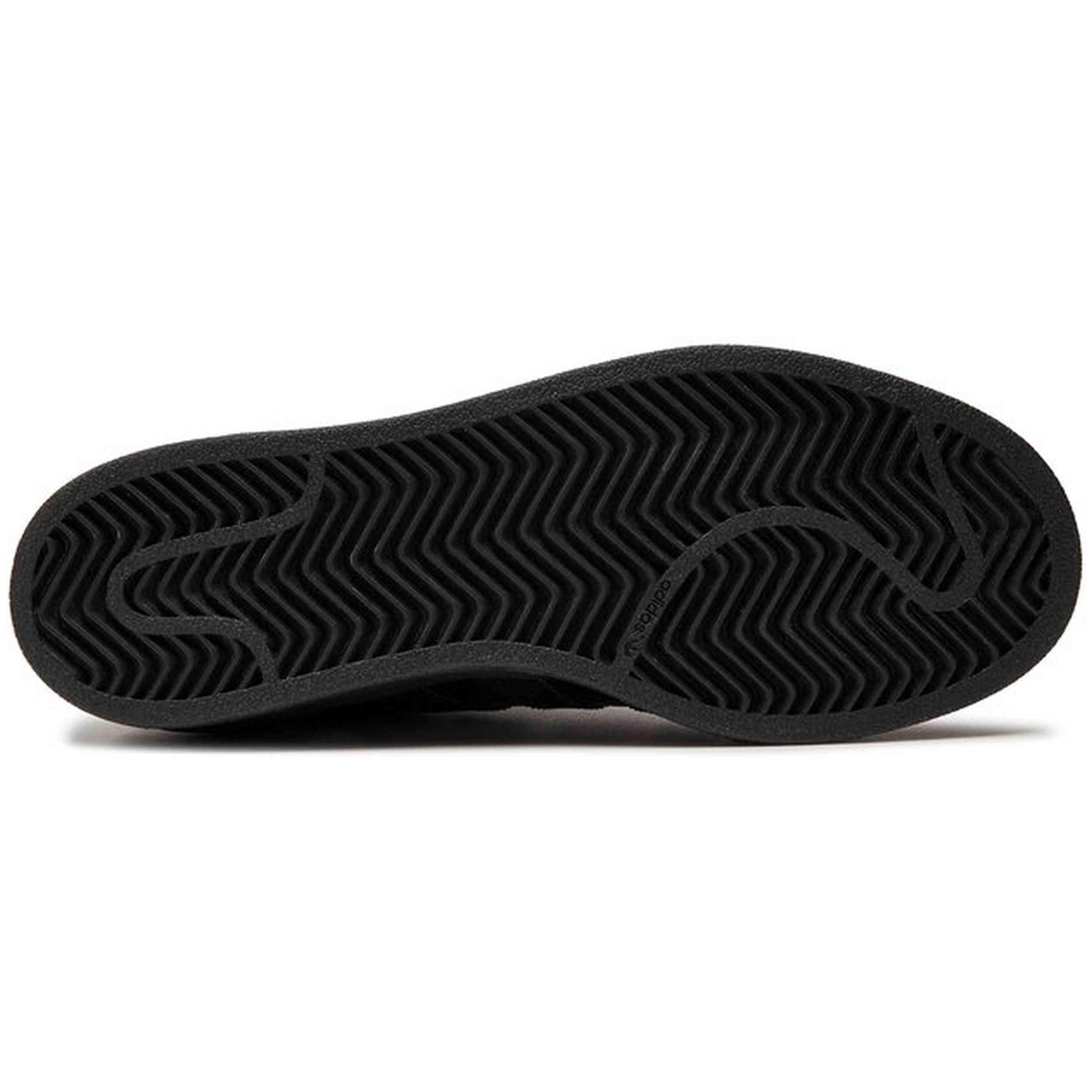 Baskets Adidas modèle B25724 pour enfants 4/5